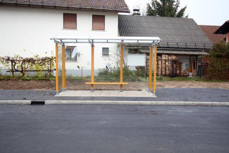 DOLENJE JEZERO NOVO AVTOBUSNO POSTAJALIŠČE 11 FOTO LJUBO VUKELIČ